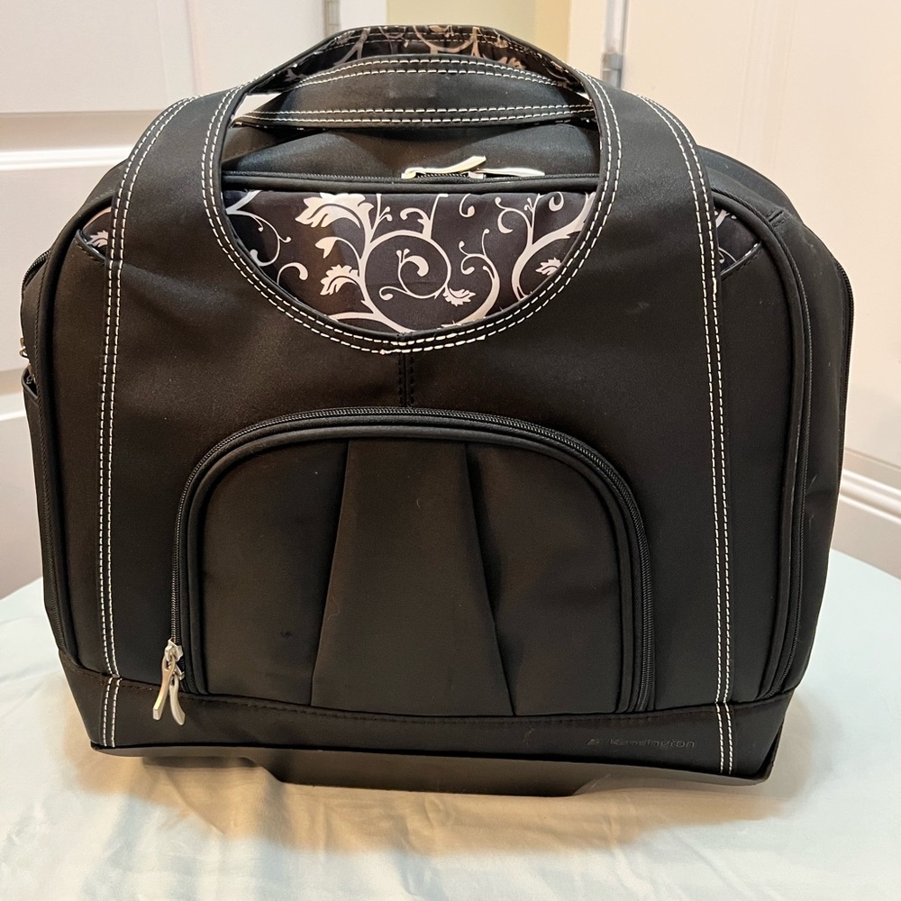 Laptop rolling bag